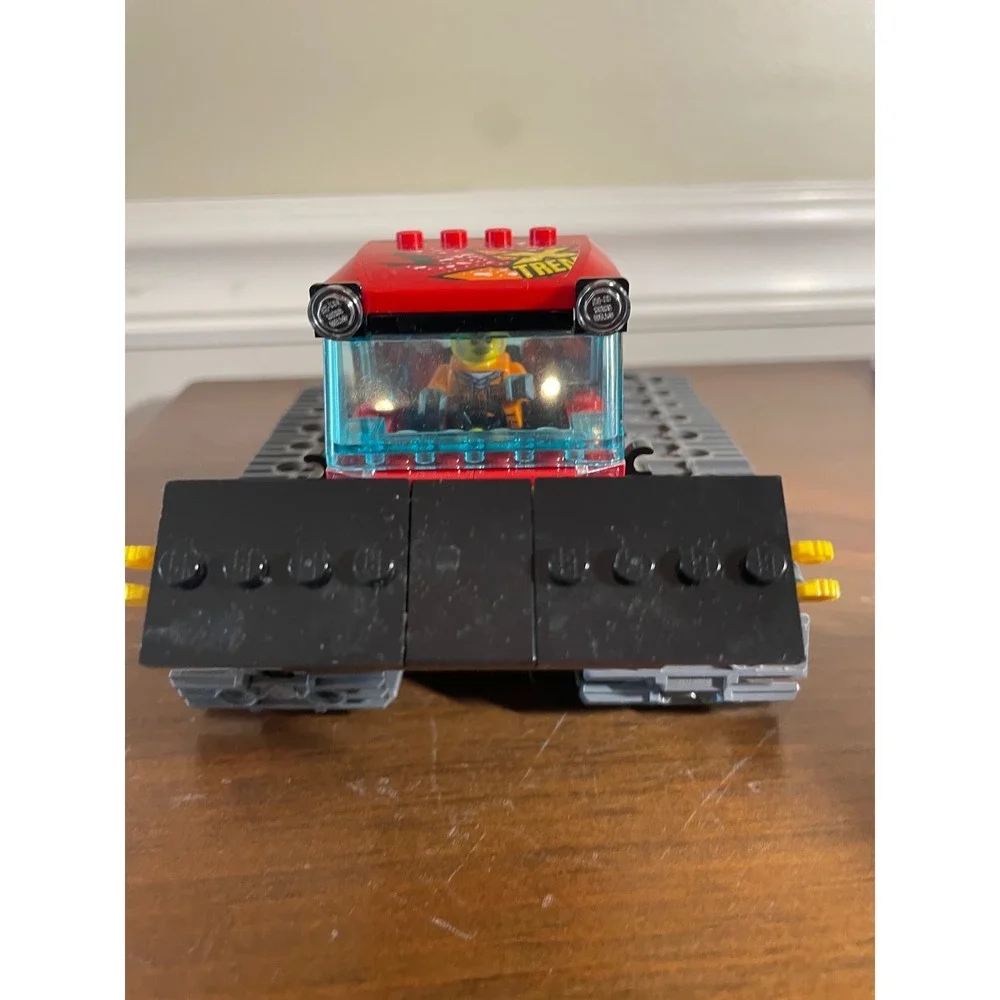 LEGO City Snow Groomer 60222 Red Winter Vehicle with Minifigure Driver
